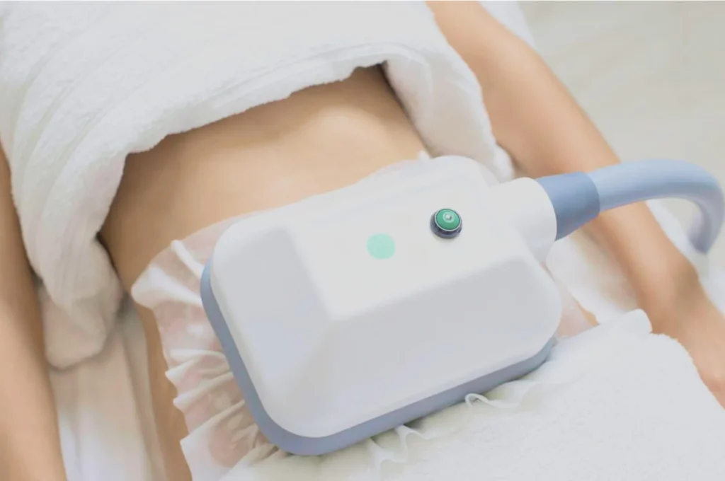 How Fat Freezing and HIFU Work Together? 3 advantages to combining Fat Freezing and HIFU Willenhall