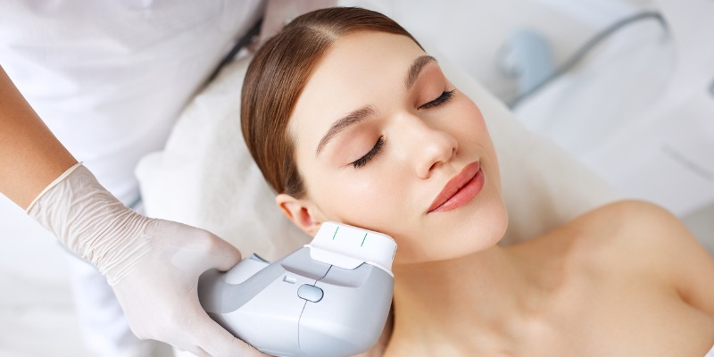 How Fat Freezing and HIFU Work Together? 4 book a personalised consultation of Fat Freezing and HIFU Together Willenhall